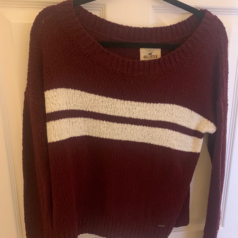 Hollister sweater